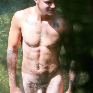300px x 300px - Justin Bieber Nude Dick Pics Leaked â€” FULL COLLECTION!